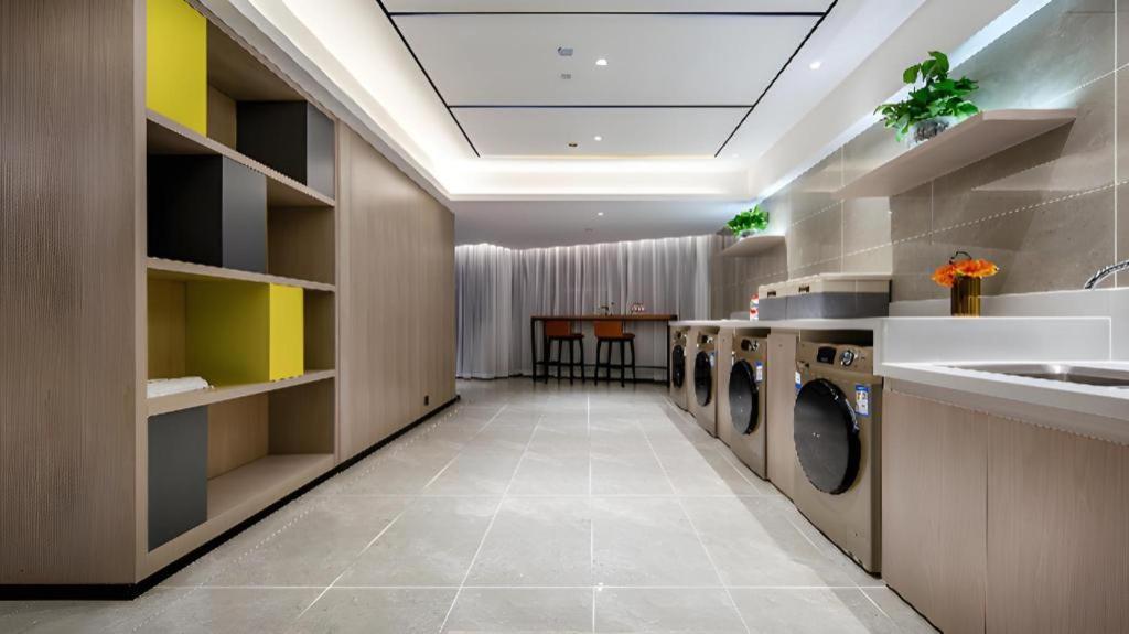 Echarm Hotel Wuzhou Wangcheng Plaza Longmumiao Sanzongfu エクステリア 写真