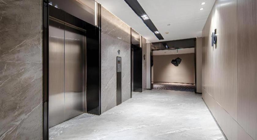 Echarm Hotel Wuzhou Wangcheng Plaza Longmumiao Sanzongfu エクステリア 写真